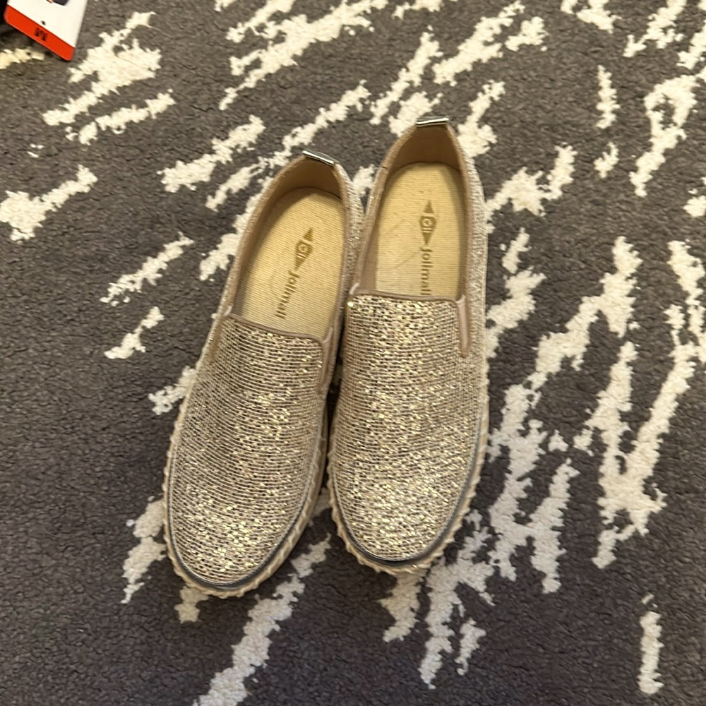 Size 7 Jollimall sparkling sneakers